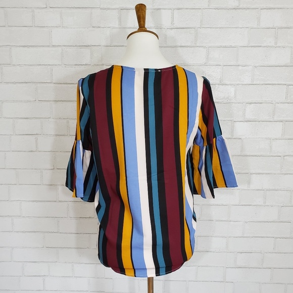 🔴5/$25 🎉HP🎉Multi Striped Bell Sleeve Blouse - Picture 8 of 8